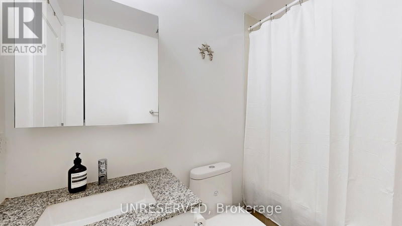  205 - 9618 Yonge Street  Richmond Hill (North Richvale), L4C0X5 | Image 19