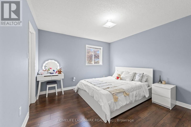 135 Bernard Avenue  Richmond Hill (Crosby), L4C9Z6 | Image 30