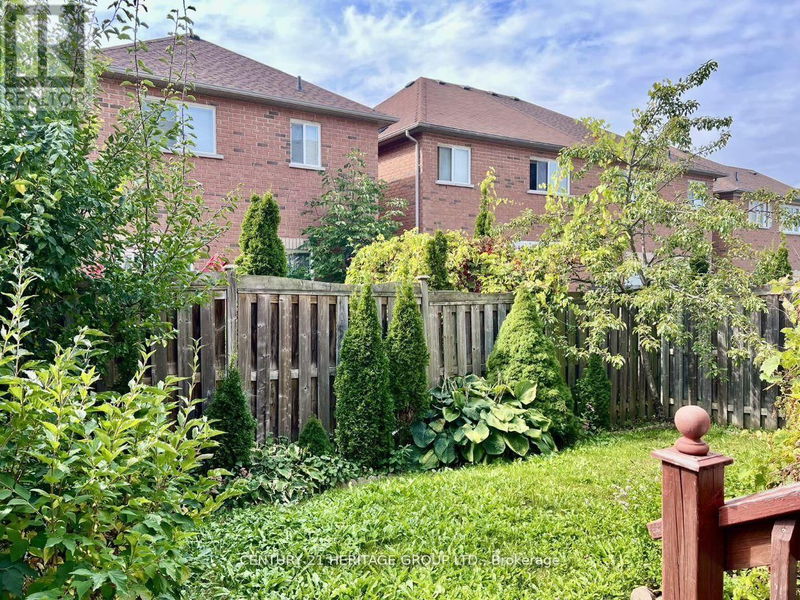 8 Picnic Street  Richmond Hill (Oak Ridges Lake Wilcox), L4E5C3 | Image 28