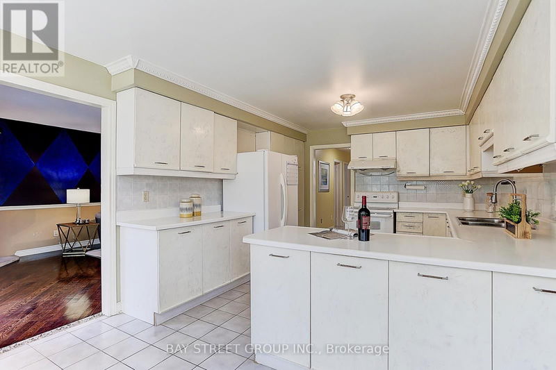 34 Brooklyn Crescent  Markham (Markville), L3P7C3 | Image 13