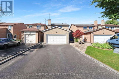 98 Upton Crescent  Markham (Milliken Mills West), L3R3T4 | Image 1