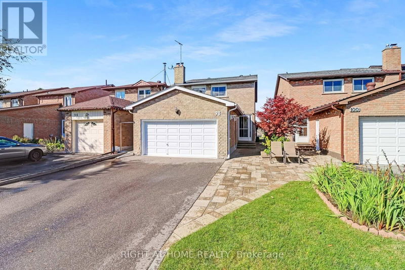 98 Upton Crescent  Markham (Milliken Mills West), L3R3T4 | Image 2