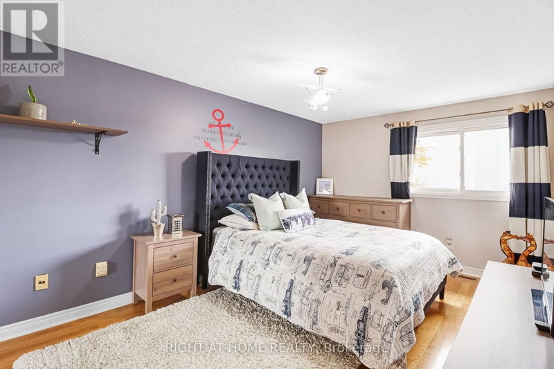 98 Upton Crescent  Markham (Milliken Mills West), L3R3T4 | Image 23