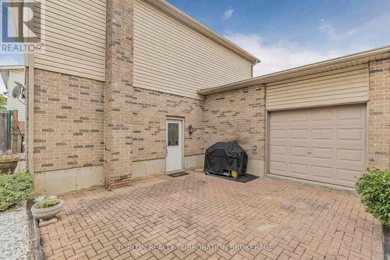 11 Fraser Avenue  New Tecumseth (Tottenham), L0G1W0 | Image 25