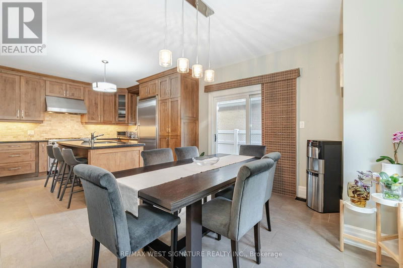 12 Gosling Road  Vaughan (Maple), L6A1E2 | Image 10