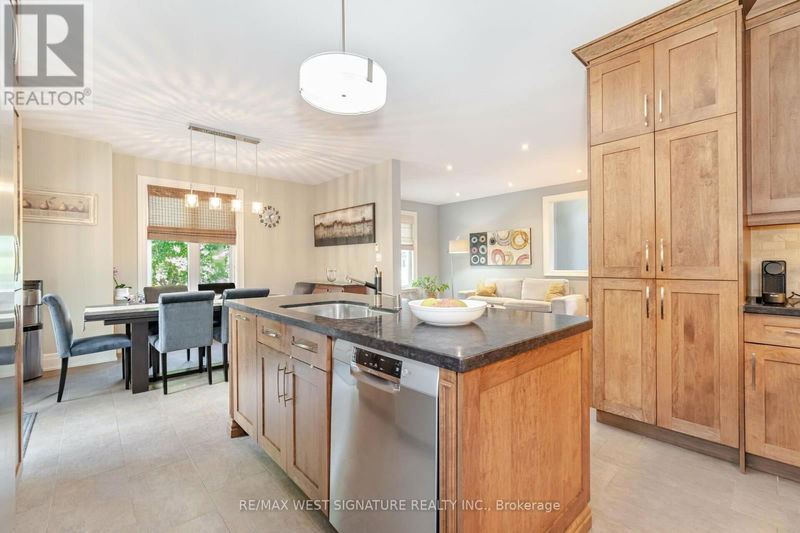 12 Gosling Road  Vaughan (Maple), L6A1E2 | Image 11