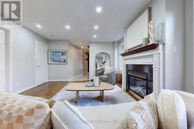 49 Giotto Crescent  Vaughan (Maple), L6A3N8 | Image 7