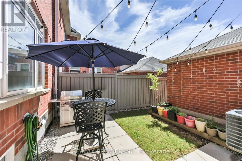 160 Barons Street  Vaughan (Kleinburg), L4H3Y7 | Image 31