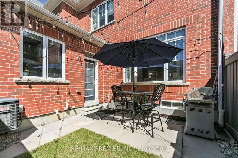 160 Barons Street  Vaughan (Kleinburg), L4H3Y7 | Image 32