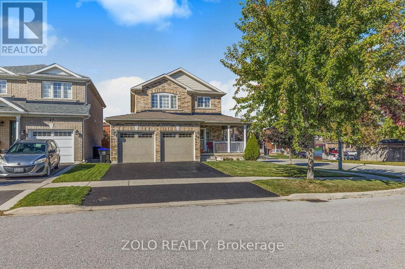 49 Christina Crescent  Bradford West Gwillimbury (Bradford), L3Z0B1 | Image 3