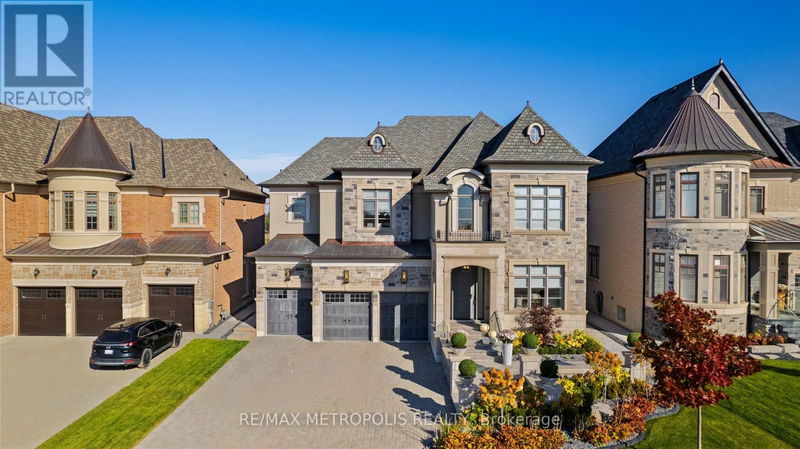 129 Endless Circle  Vaughan (Kleinburg), L4H4N8 | Image 2