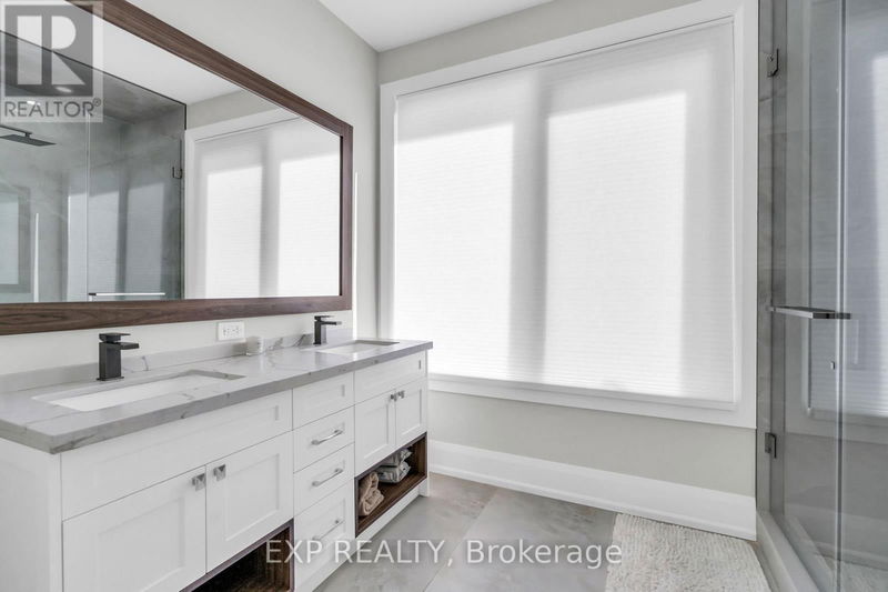 15714 Bathurst Street  King, L7B1K5 | Image 27