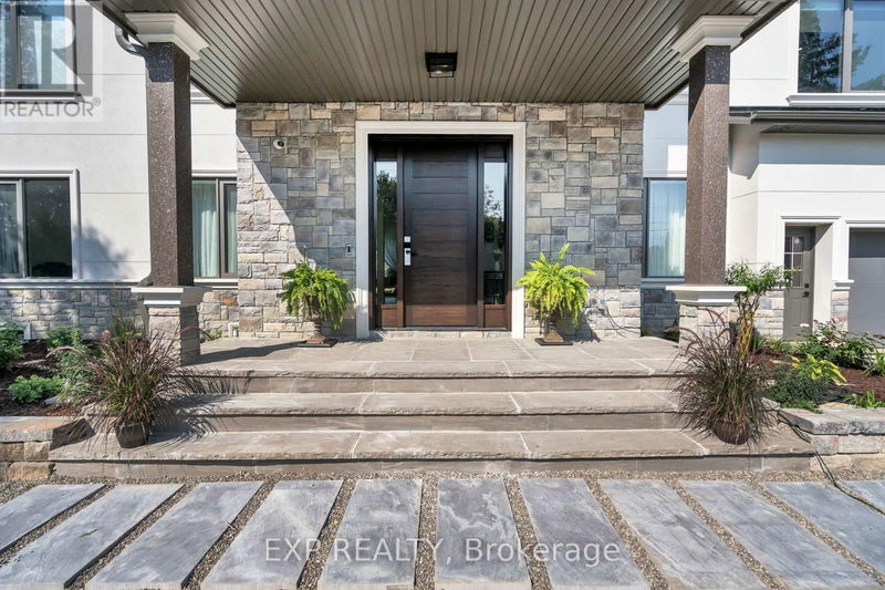 15714 Bathurst Street  King, L7B1K5 | Image 3