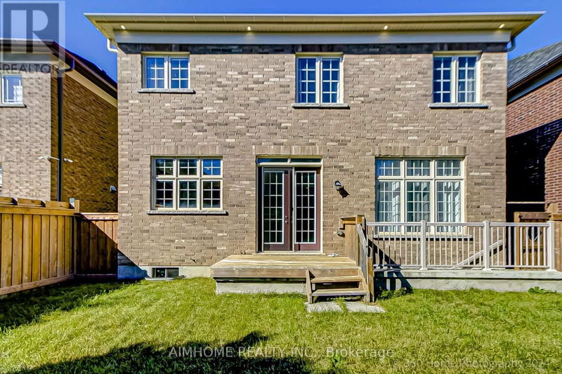 67 Menotti Drive  Richmond Hill (Oak Ridges), L4E1G7 | Image 37