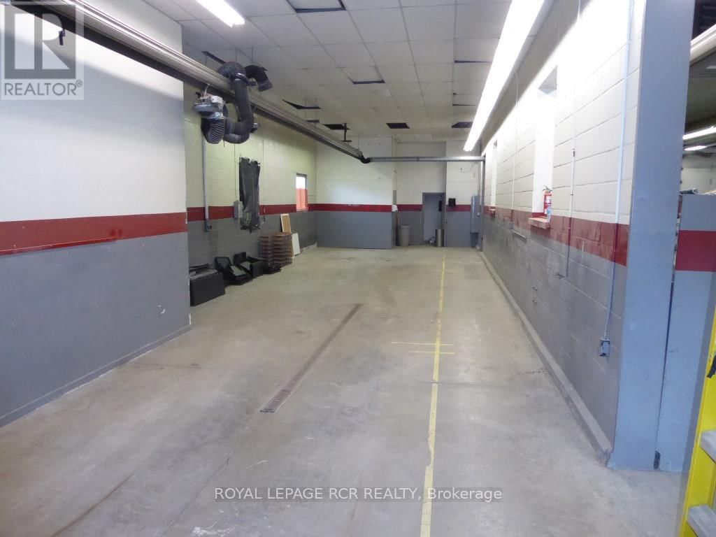 17 BASCOM STREET Image 2