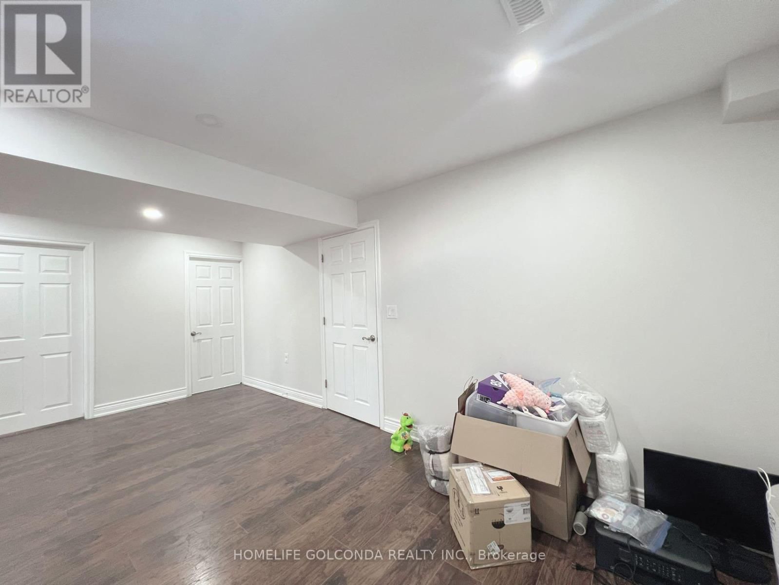 907 RIORDAN COURT Image 3