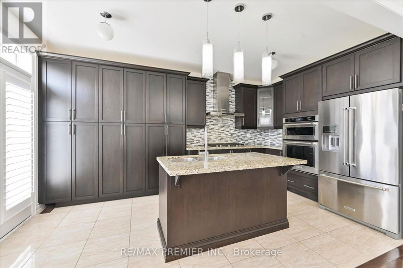 31 Cranbrook Crescent  Vaughan (Kleinburg), L4H4H2 | Image 15