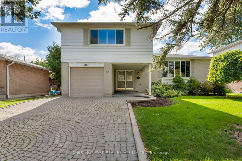 31 Donalbain Crescent  Markham (Royal Orchard), L3T3S3 | Image 2