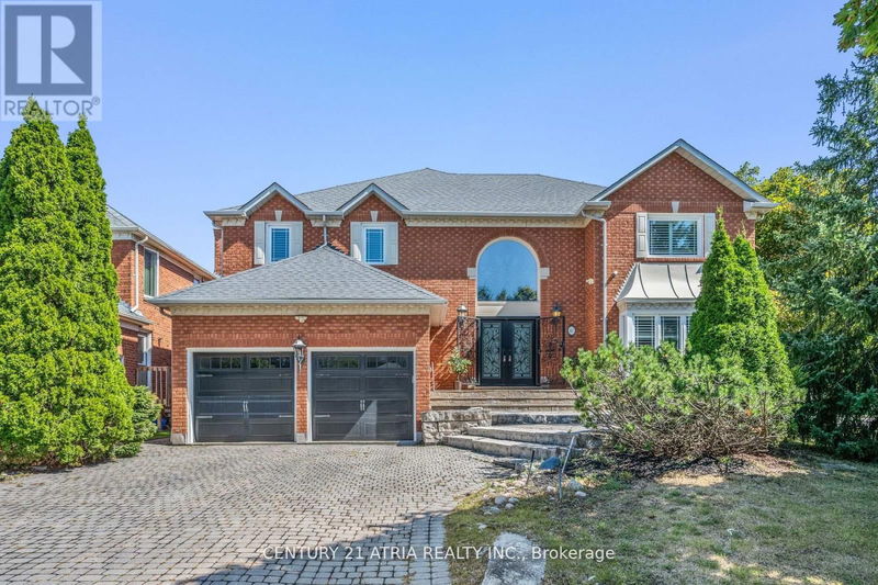 41 Strathearn Avenue  Richmond Hill (Bayview Hill), L4B2G3 | Image 1