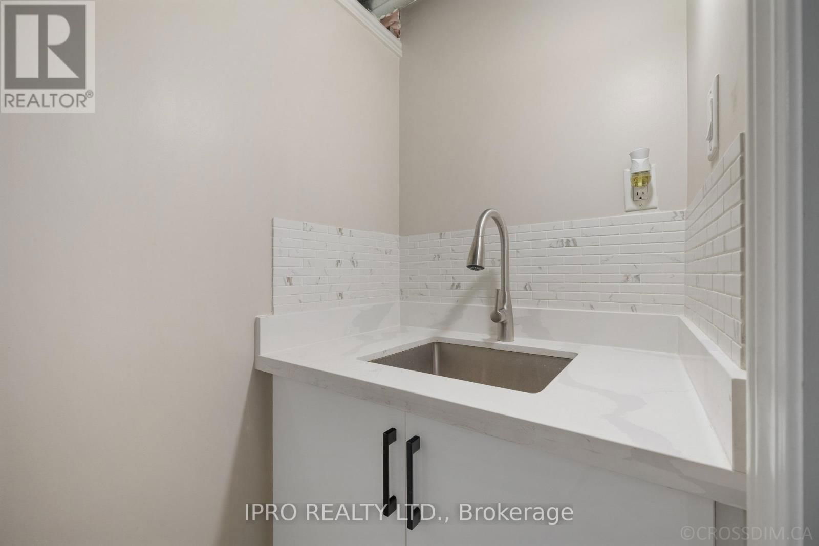 120 BELVIA DRIVE Image 30