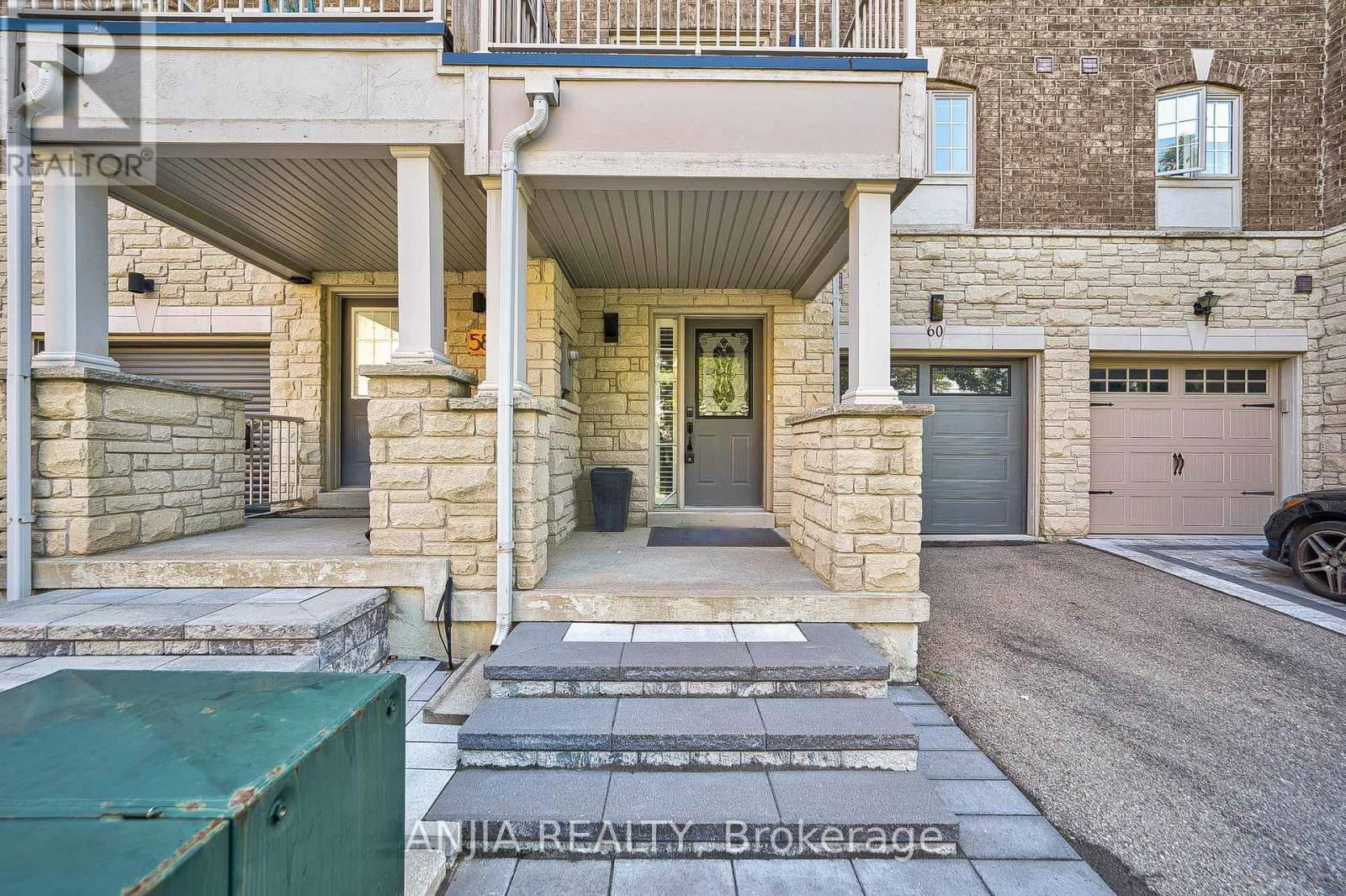 60 THOROUGHBRED WAY Image 2