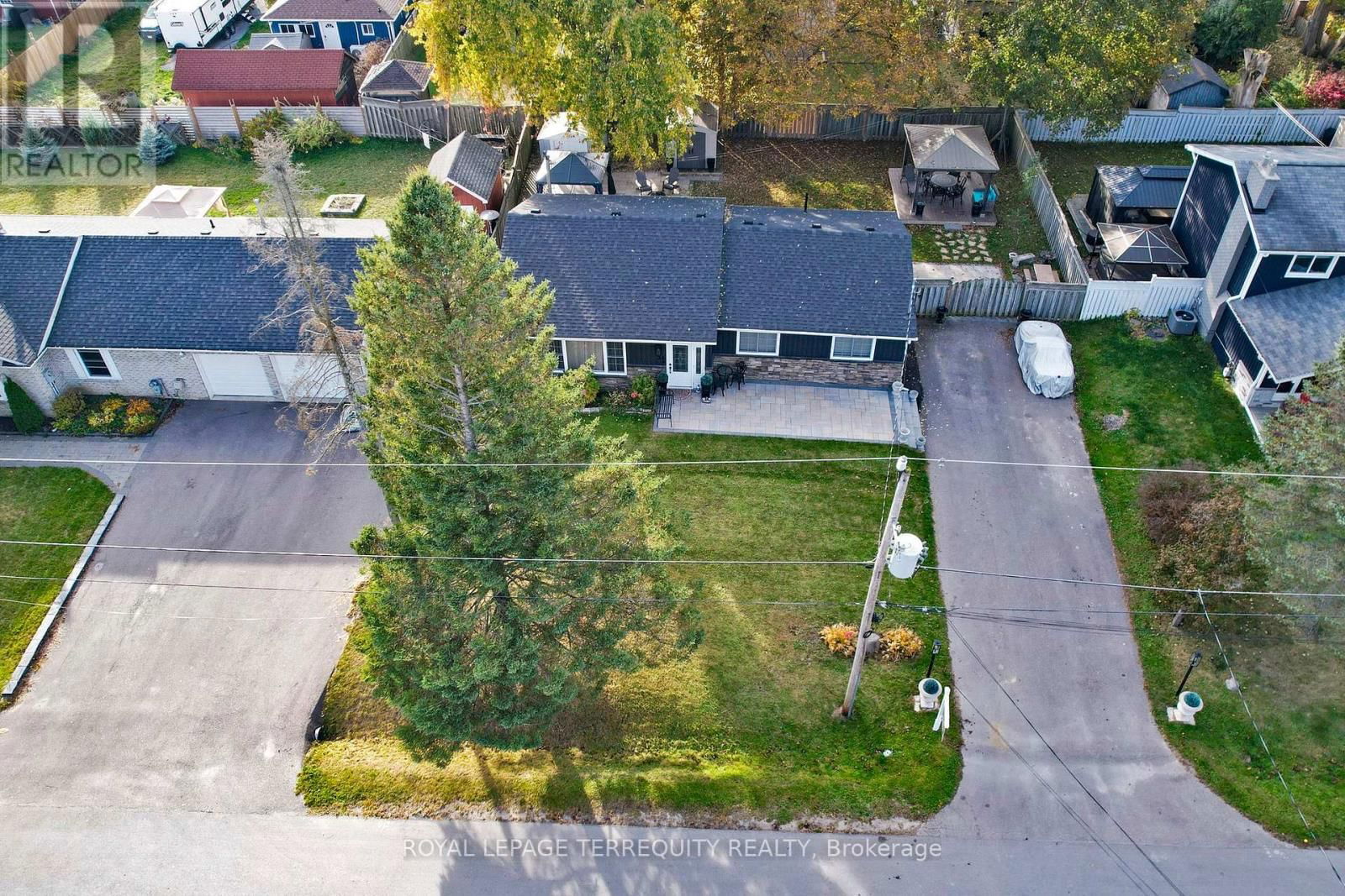 36 ELMVALE BOULEVARD Image 25