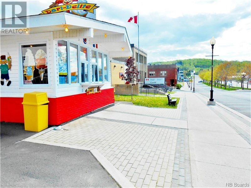 Image #1 of Restaurant for Sale at 355 Broadway Boulevard, Grand Falls, New Brunswick