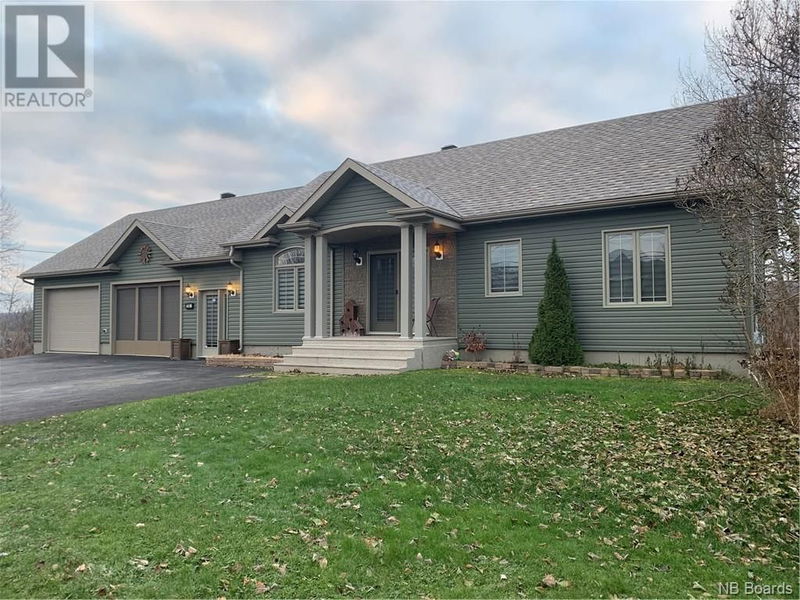 18 Rue Principale, Sainte-Anne-De-Madawaska, New Brunswick