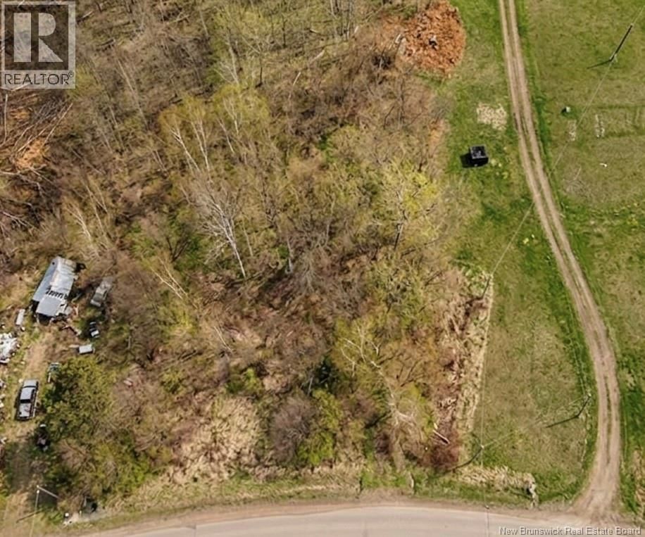 Lot ROUTE 105 Image 2