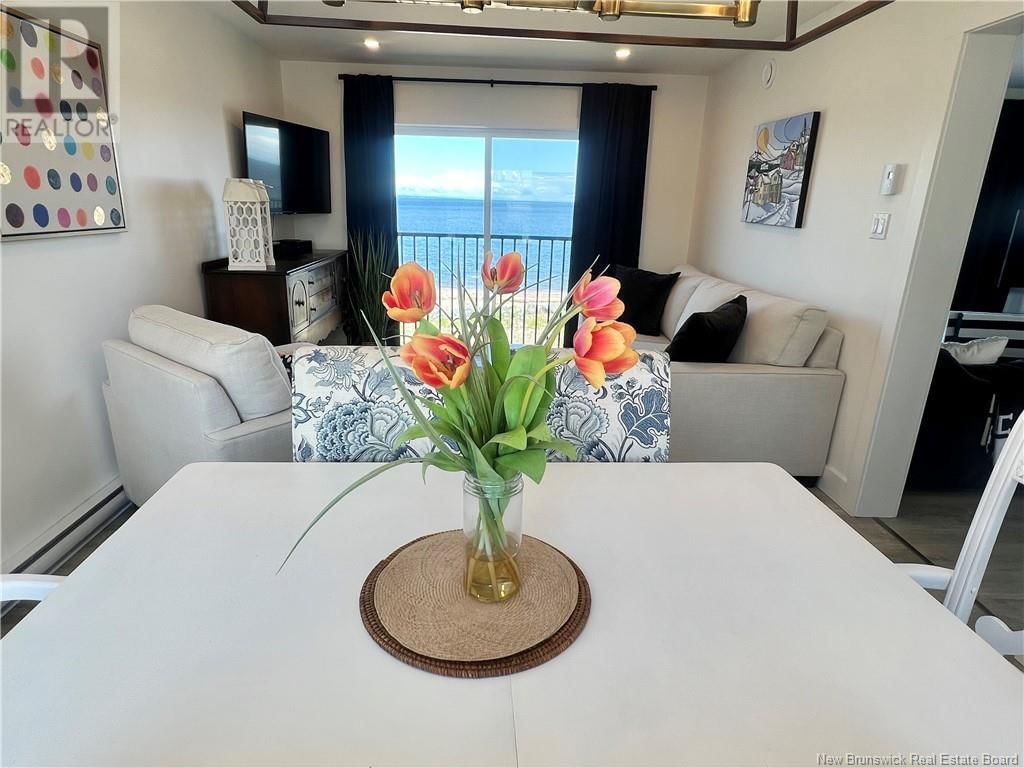 251 Bayshore Image 24