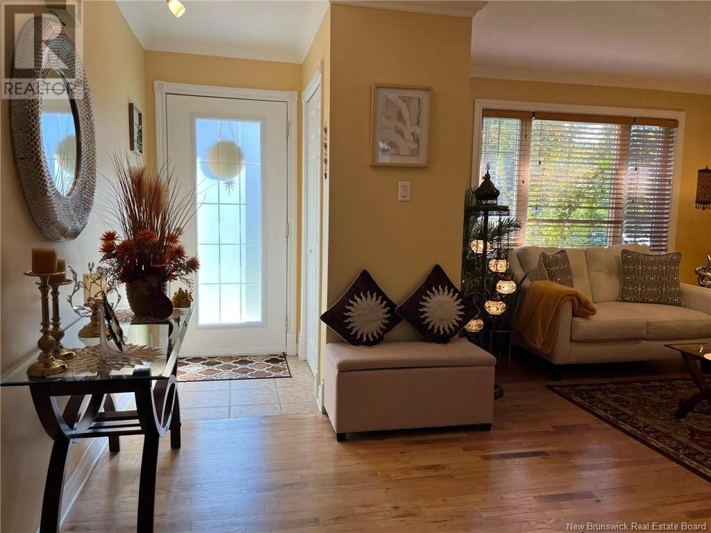 237 JACQUELINE DRIVE Image 10
