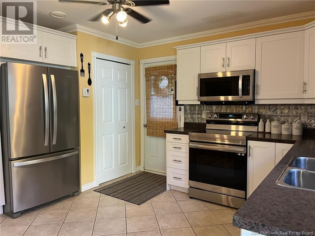 237 JACQUELINE DRIVE Image 5