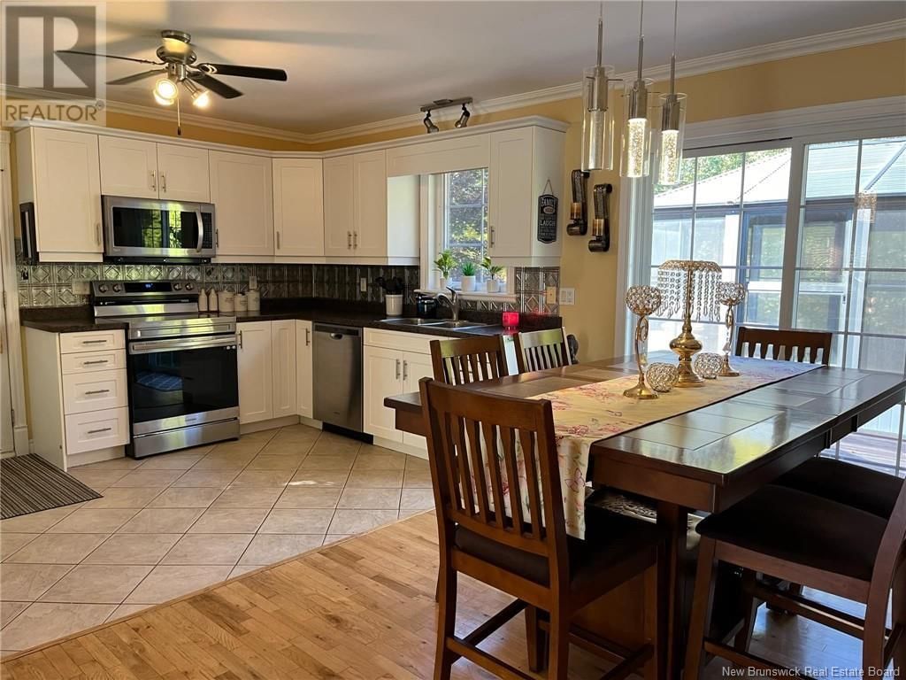 237 JACQUELINE DRIVE Image 8