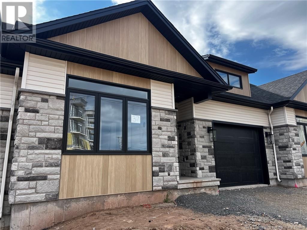 37 MURRAY AVENUE Image 1