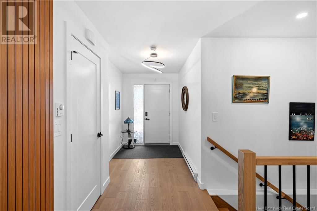 10 CAMELOT DRIVE Image 2