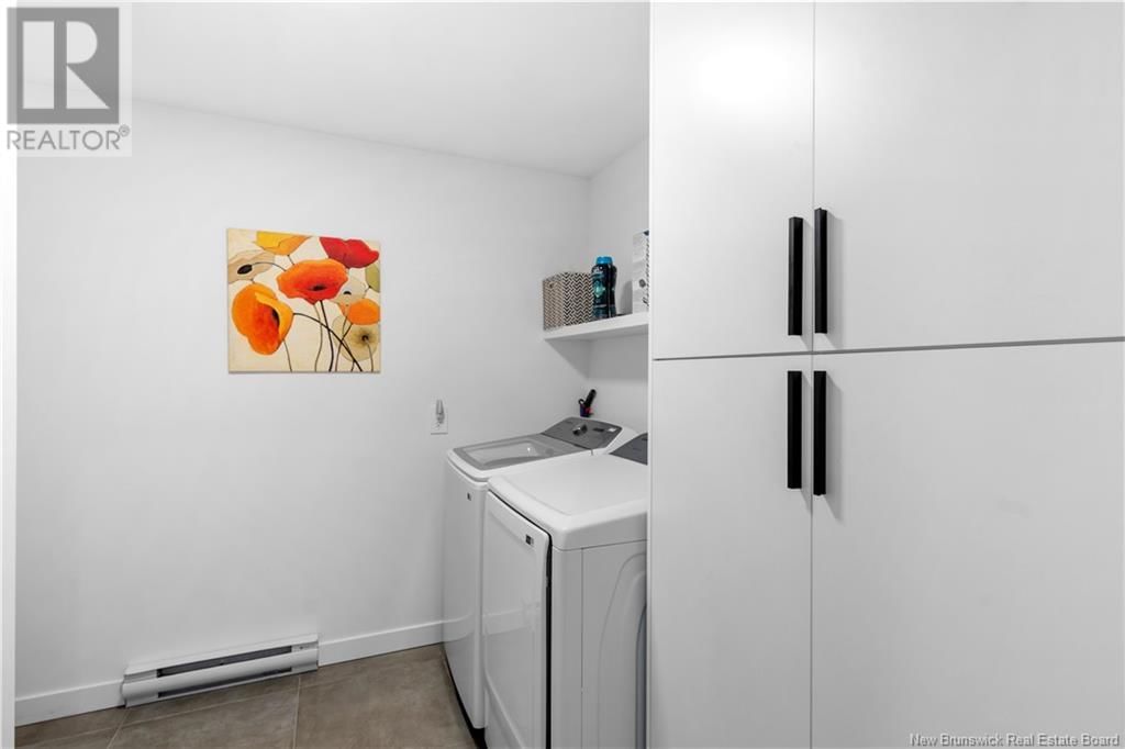 10 CAMELOT DRIVE Image 46