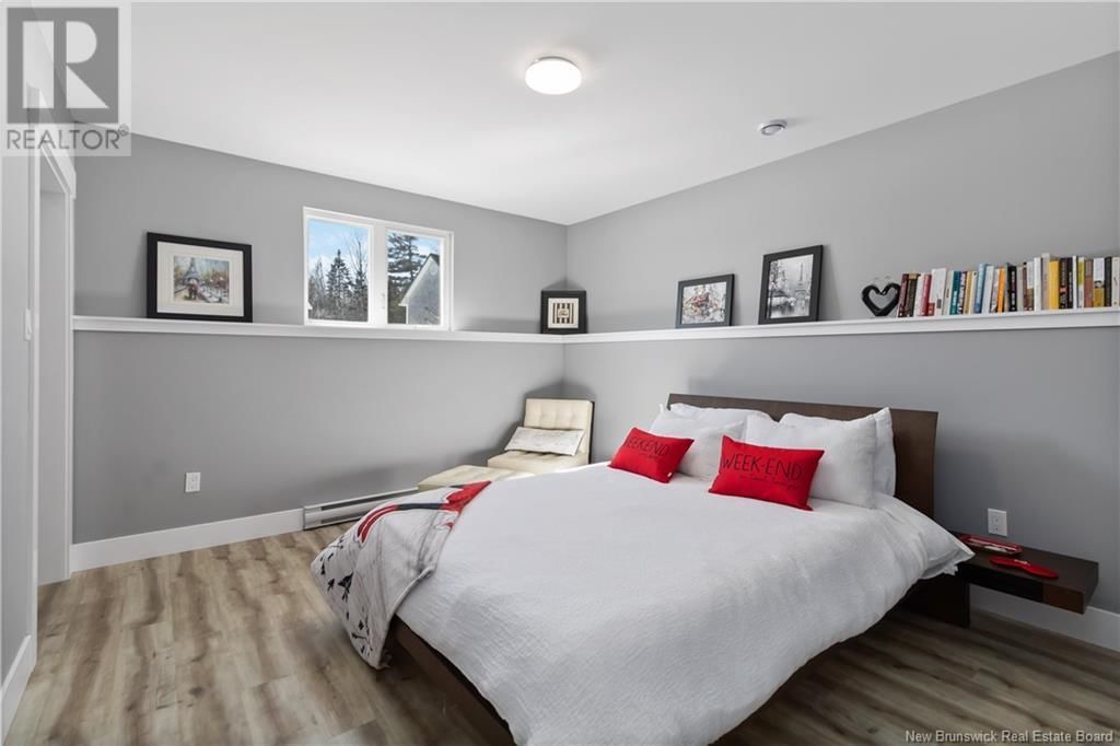 81 WATERFRONT DRIVE Image 37