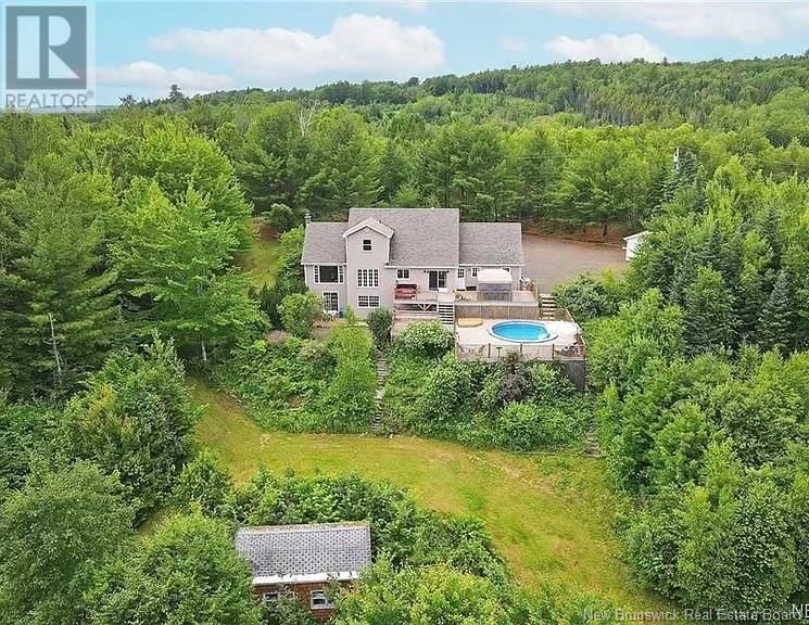 18 Hillview Street, Upper Kingsclear, New Brunswick