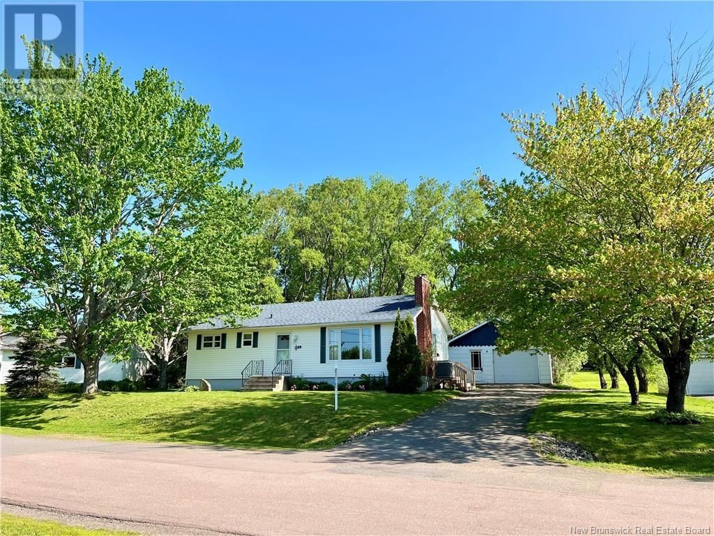 4 HIGHLAND DRIVE Image 1
