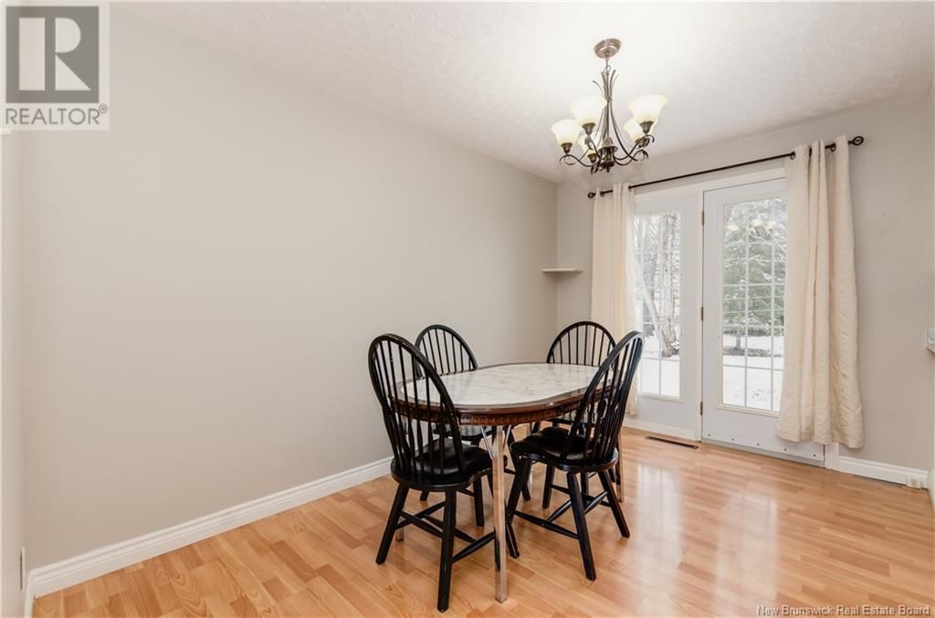 4 HIGHLAND DRIVE Image 11