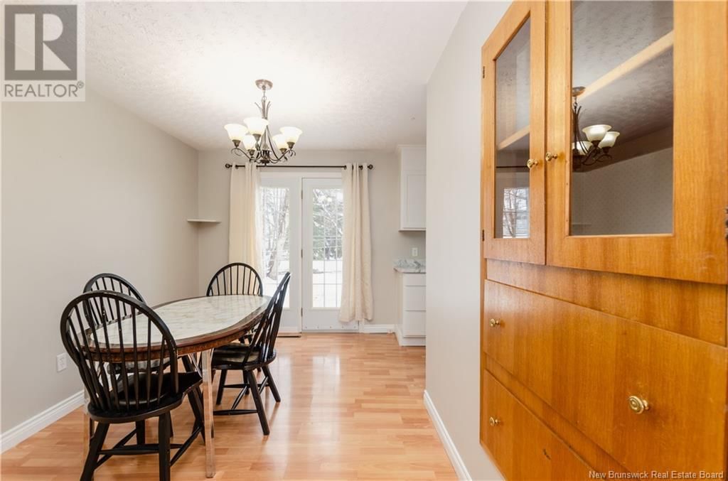4 HIGHLAND DRIVE Image 12