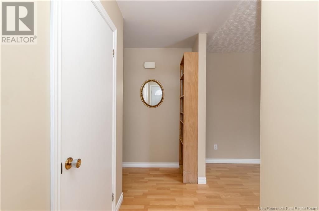 4 HIGHLAND DRIVE Image 22