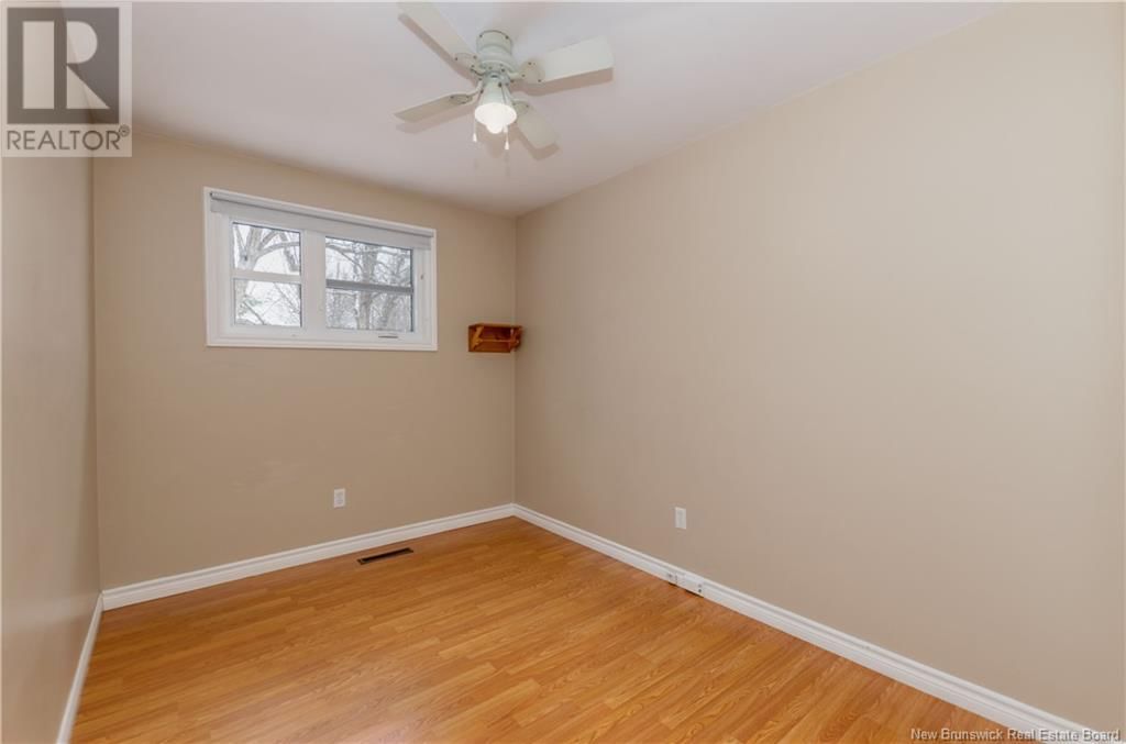 4 HIGHLAND DRIVE Image 34