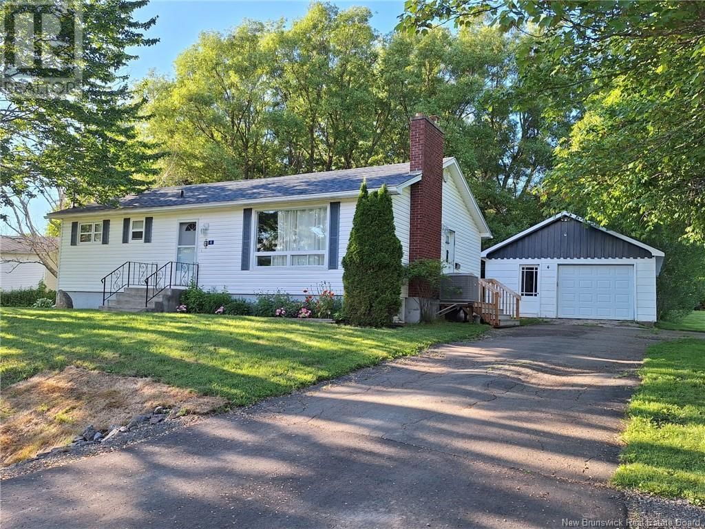 4 HIGHLAND DRIVE Image 39