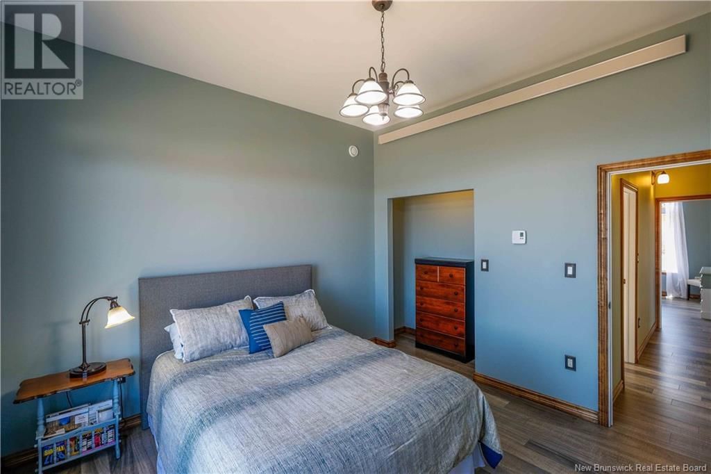 7 LONG BEACH LANE Image 29