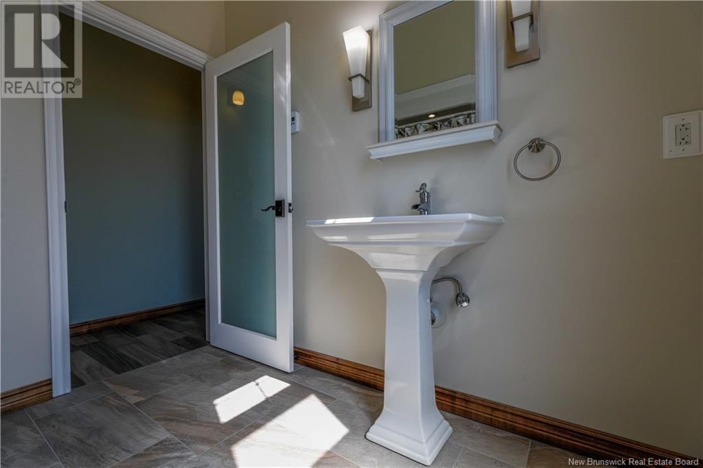 7 LONG BEACH LANE Image 31