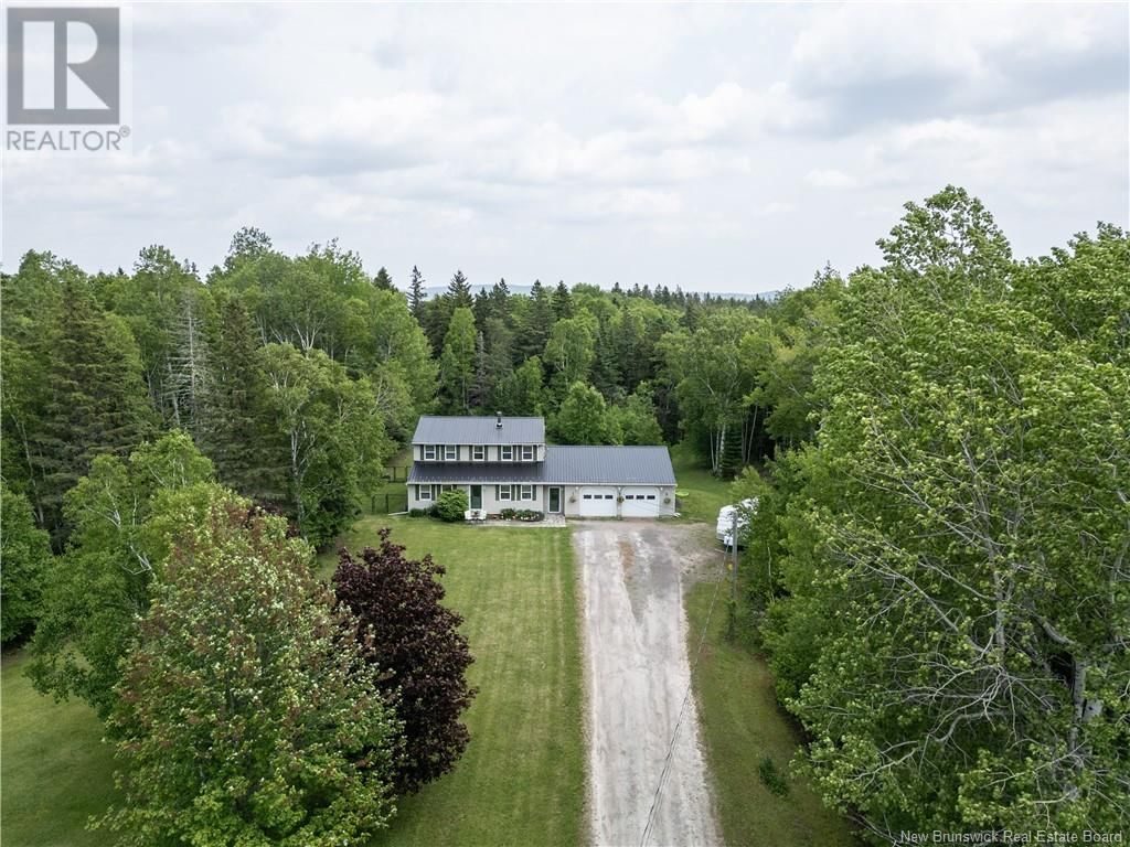 130 NICHOLAS DRIVE Image 45