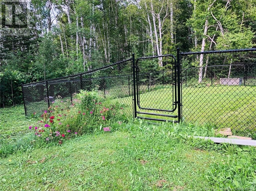 130 NICHOLAS DRIVE Image 5