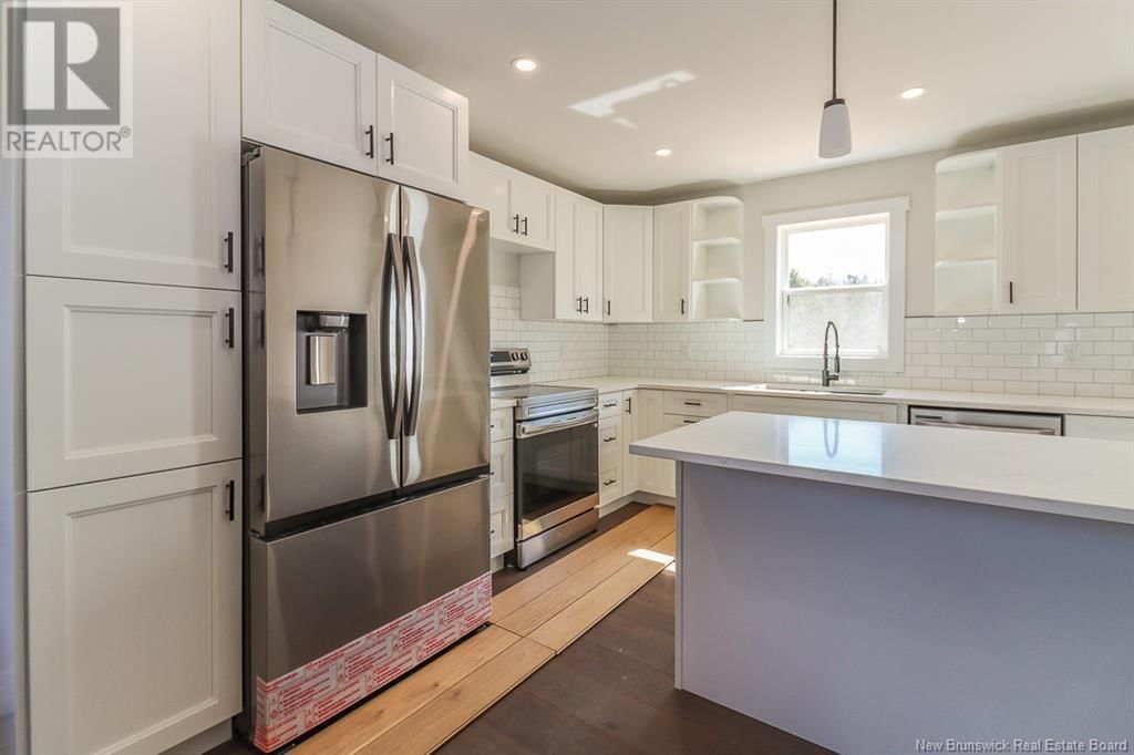 15 BELLBOTTOM WAY Image 9