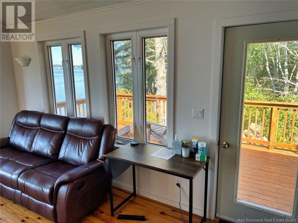 261 NORTH ROAD Image 11